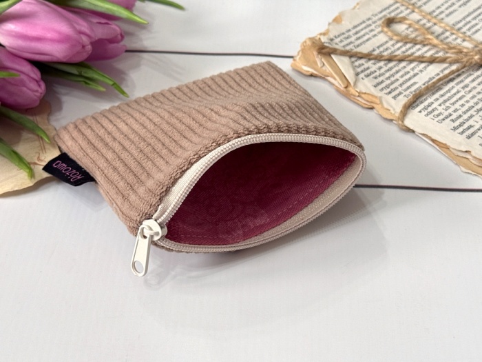 saszetka na drobiazgi do torebki ze sztruksu