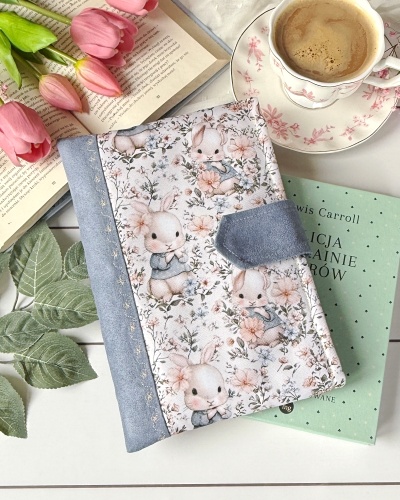 Przejdź do produktu Book Cover na książki, zeszyty, planer - SŁODKIE KRÓLICZKI