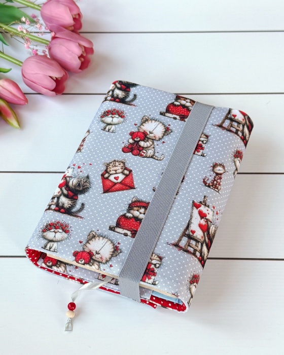 pokrowiec na książkę koteczki widok z tyłu