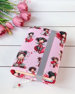 pokrowiec na książkę zakochana dziewczyna tył etui