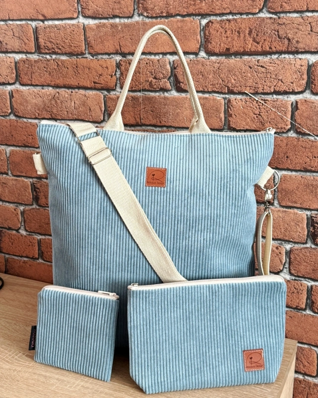 torebka sztruksowa pastel blue z odpinanym długim paskiem