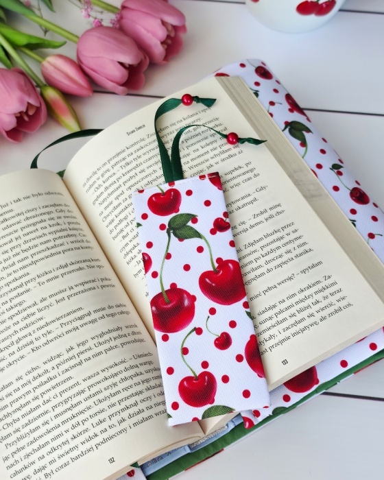 zakładka do książki handmade z motywem czereśni