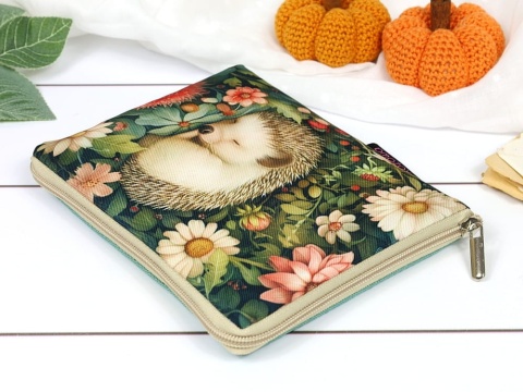 uniwersalne etui na czytnik ebooków