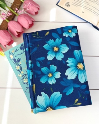 Etui na książki NIEBIESKIE MALOWANE KWIATY - personalizuj