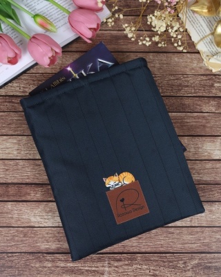 Book Sleeve KOTEK - czarny