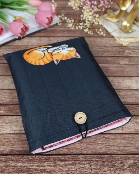 Book Sleeve KOTEK - czarny