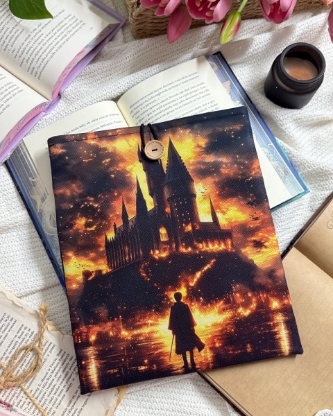Book Sleeve ZACZAROWANY ZAMEK