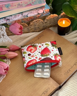 Mini etui - TRUSKAWKOWE LOVE