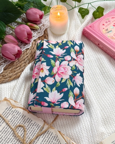 Etui na mniejsze książki MAGNOLIE