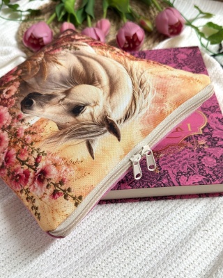 Book Sleeve WHITE HORSE