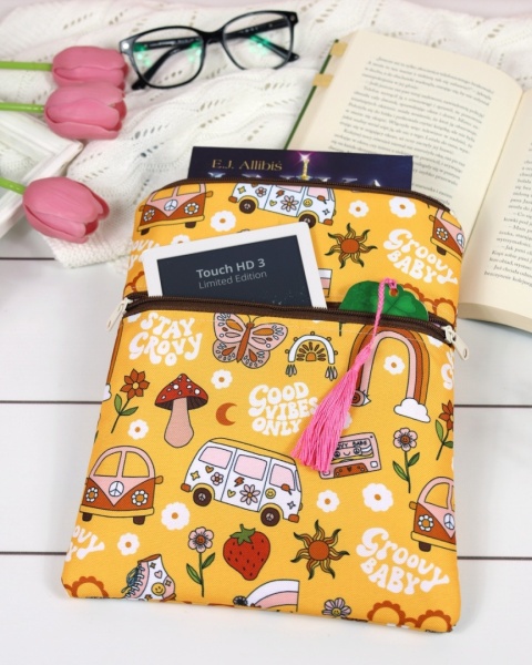 Book Sleeve z kieszonką GOOD VIBES ONLY
