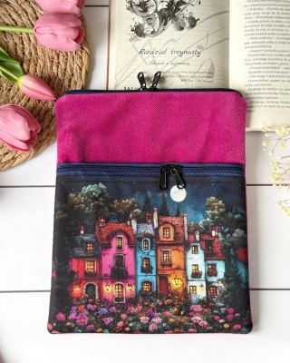 Book Sleeve z kieszonką KAMIENICZKI NOCĄ