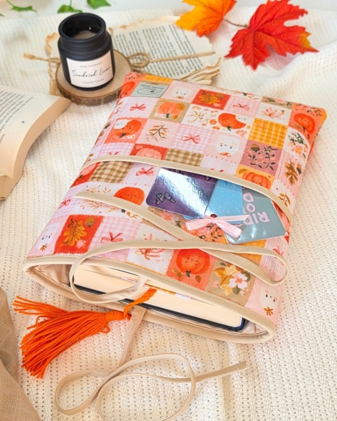 Book Sleeve z kieszonką na książkę i tablet PRZYTULNA JESIEŃ