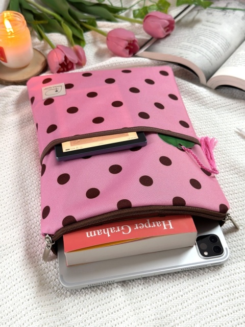 Book Sleeve z kieszonką na książki lub tablet KROPKI