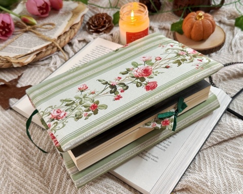 Etui na książkę W ANGIELSKIM STYLU
