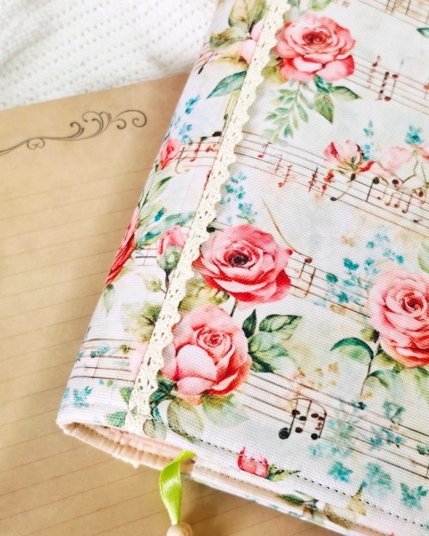 Okładka na książkę lub planer VINTAGE ROSE